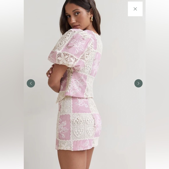 NWOT Pink Lace-Trimmed Women's Top - Picture 12 of 13